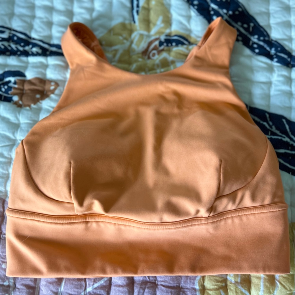Lululemon High neck Sportsbra orange size 6
